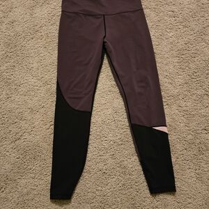 Zyia leggings
